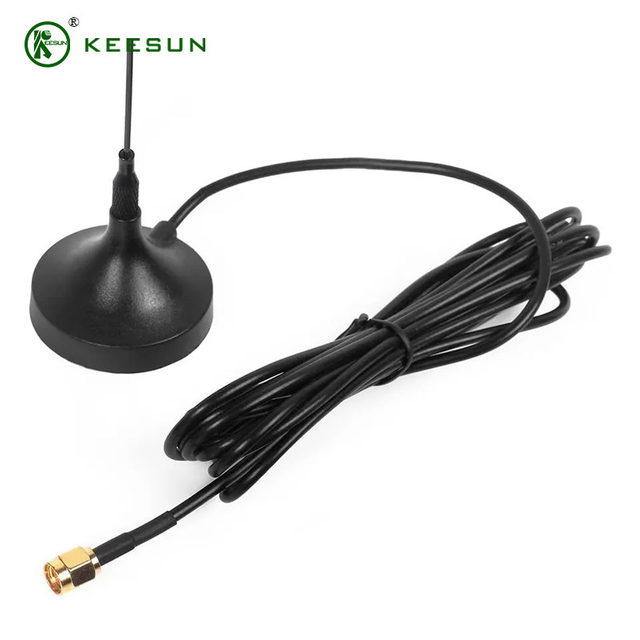 SU00013 | 2400 MHz 4 dBi Magnetantenne mit 3 m RG174-Kabel auf SMA-Anschluss