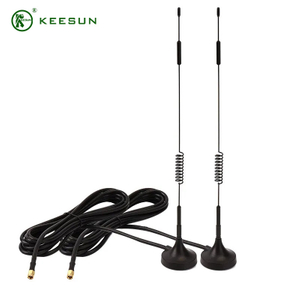 SU00023 | Antena magn&eacute;tica 2.4G 4dBI com cabo RG174 para conector macho SMA