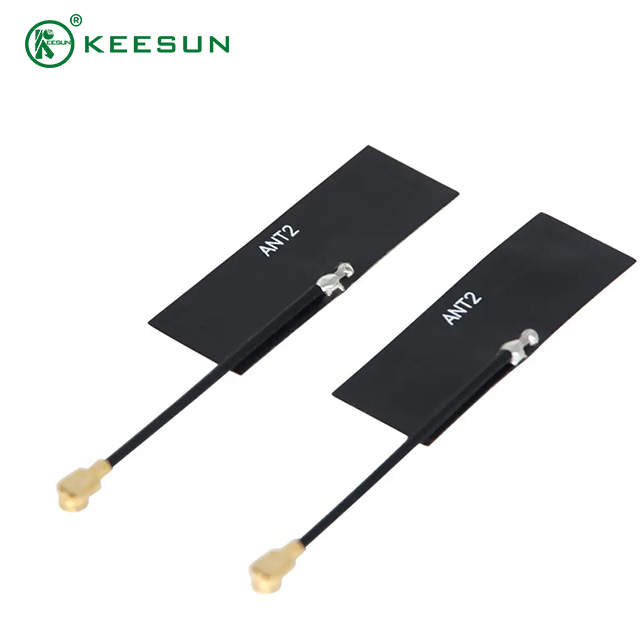 FPC0004 | 2400–2500 MHz 3dBi FPC antenn koos RG178 kaabliga I-PEX-i