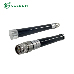 FG00082 | 680~960/1710~2700MHz 3dBi črna Omni antena z moškim priključkom