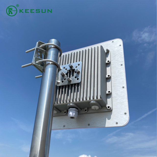 KS50049 | Antena kierunkowa 5150 ~ 5850 MHz 22 dBi ze złączami żeńskimi N