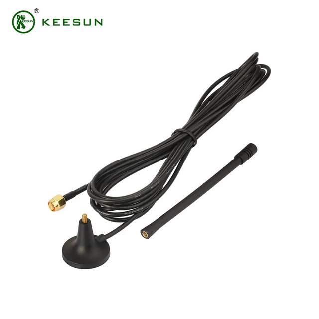 SU00011 | 698-960/1710-2700MHz 7dBi เสาอากาศแม่เหล็กพร้อม Rg174 สาย SMA ชาย Connector